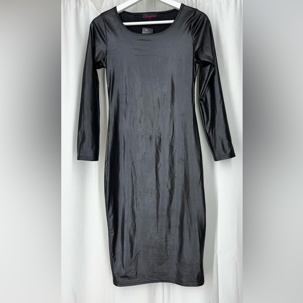 Charmaine black glossy long sleeves dress size S/M - Picture 2 of 10